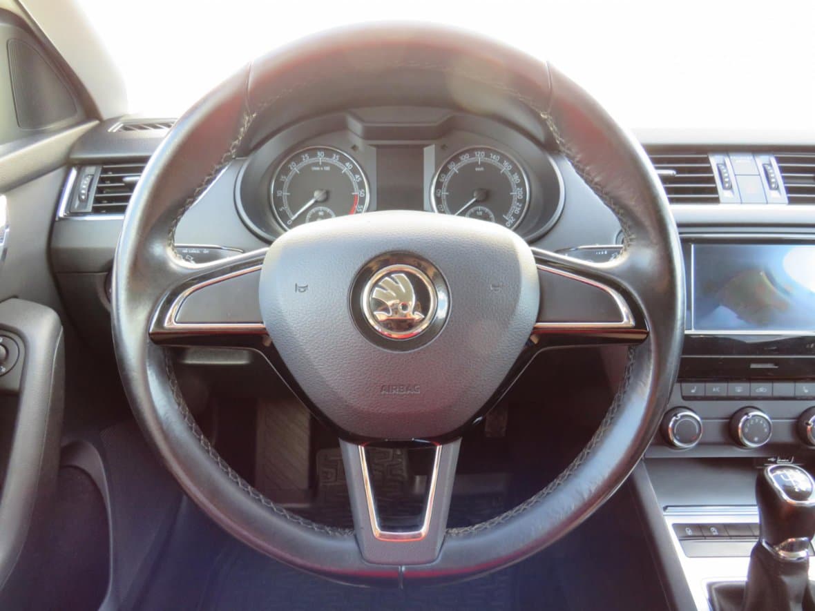 2018 Škoda OCTAVIA - 17