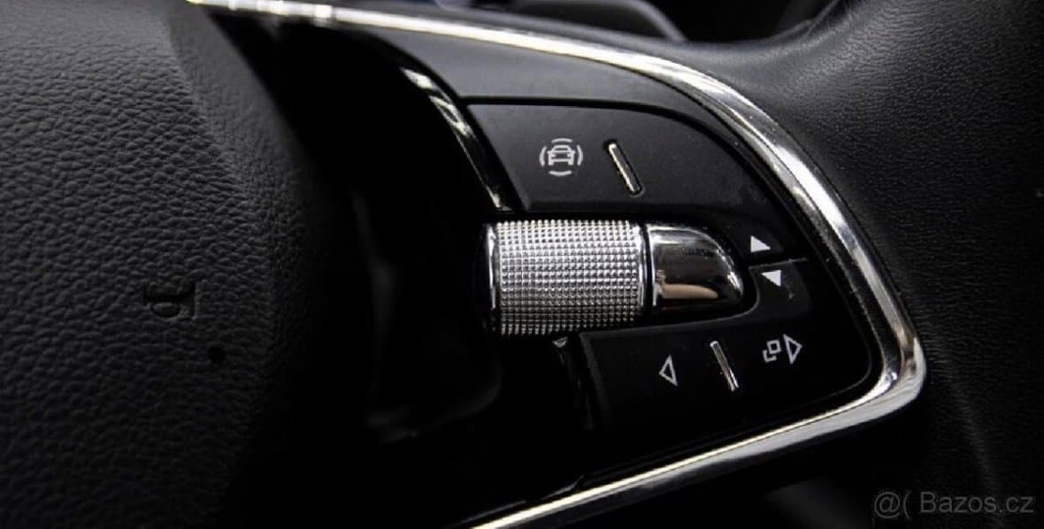 Škoda OCTAVIA - 12