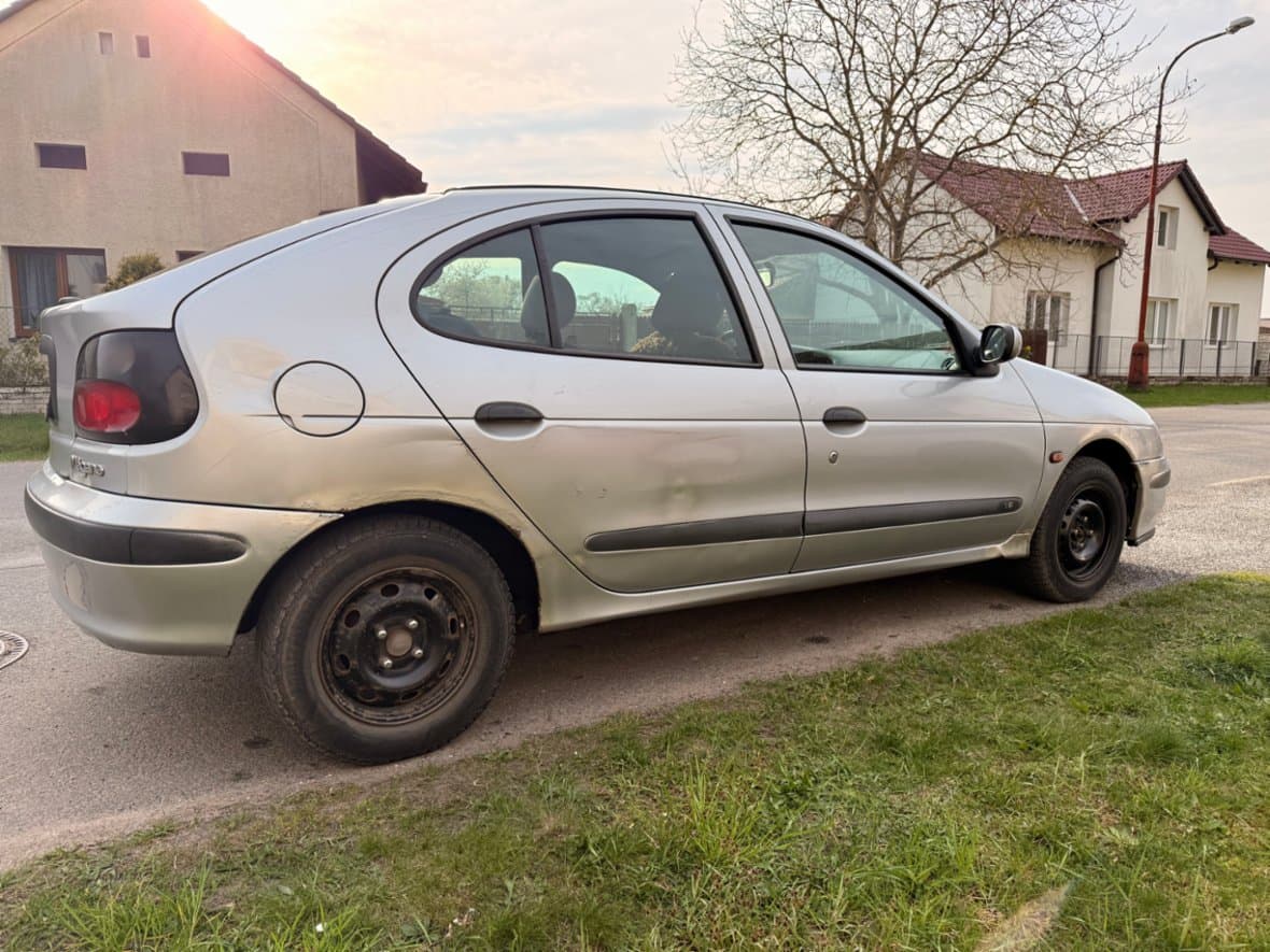 1997 Renault MEGANE - 2