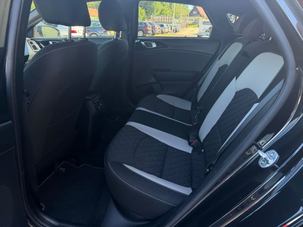 2019 Kia CEE'D - 25