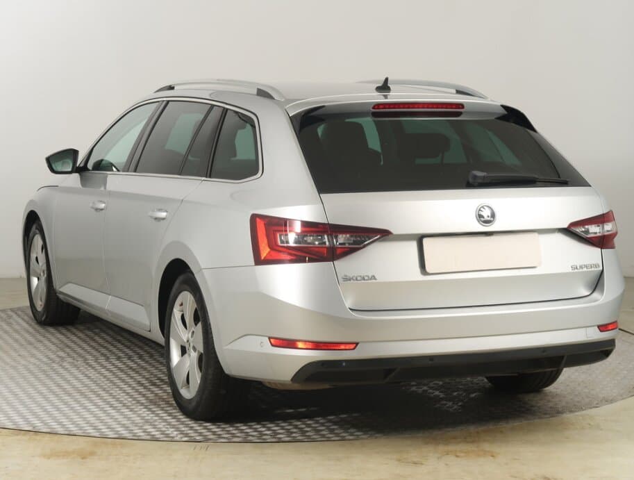 2016 Škoda SUPERB - 5