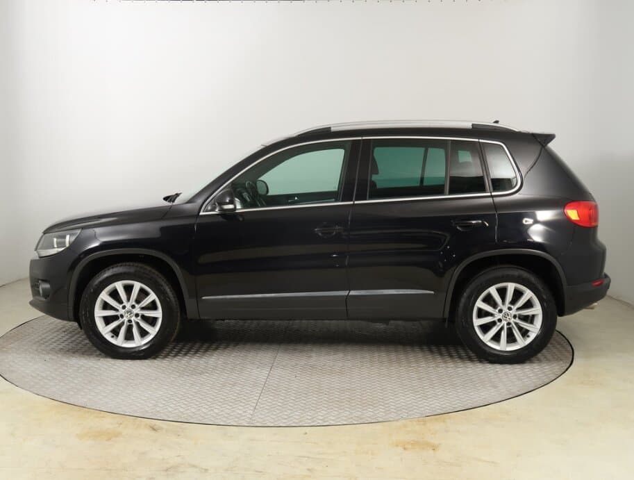2015 Volkswagen TIGUAN - 4