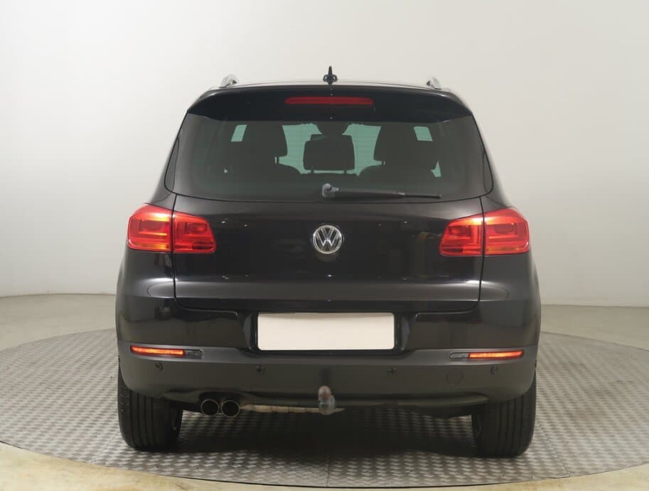 2015 Volkswagen TIGUAN - 6