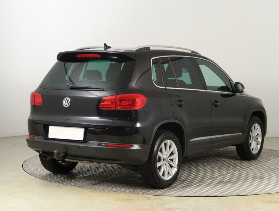 2015 Volkswagen TIGUAN - 7
