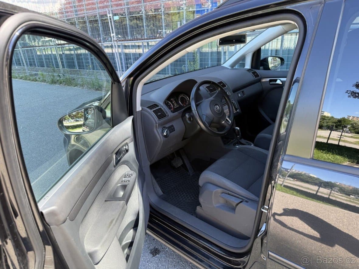 2012 Volkswagen TOURAN - 5
