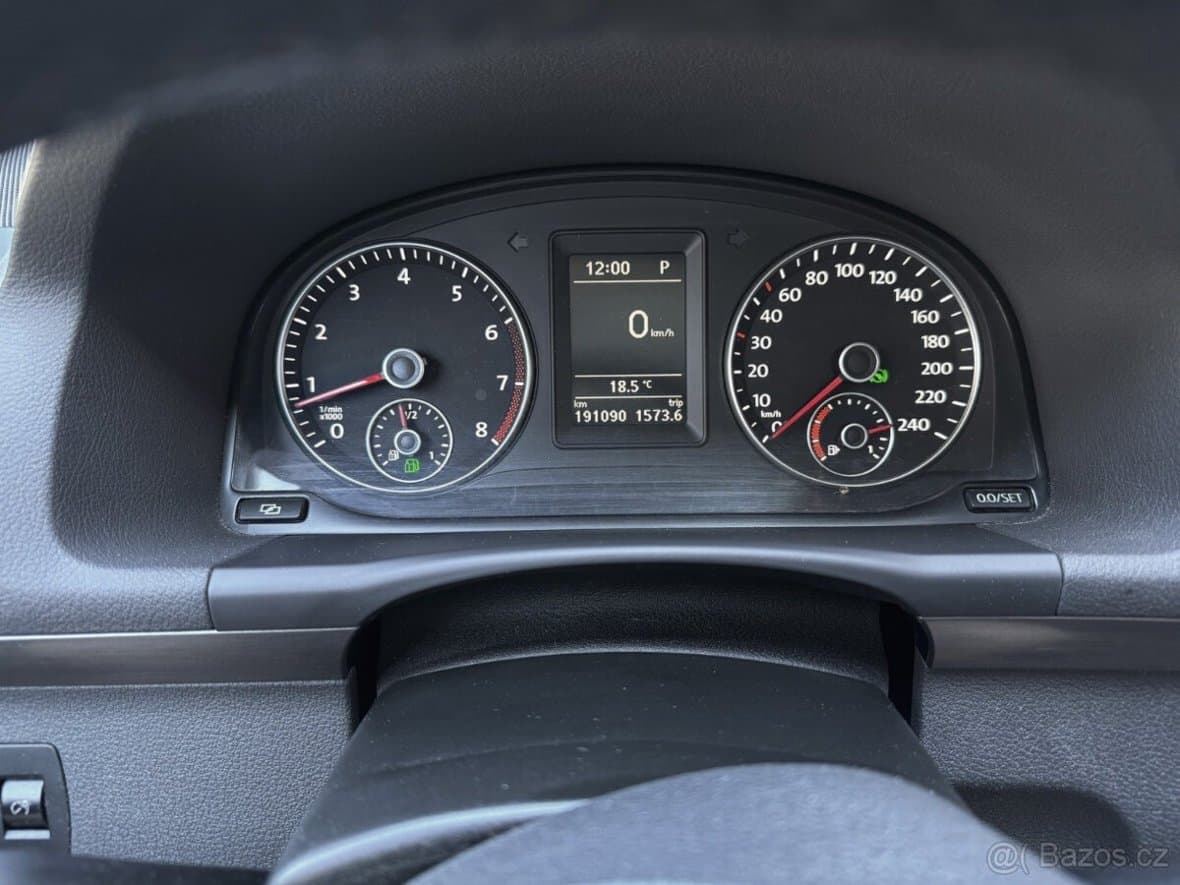 2012 Volkswagen TOURAN - 9
