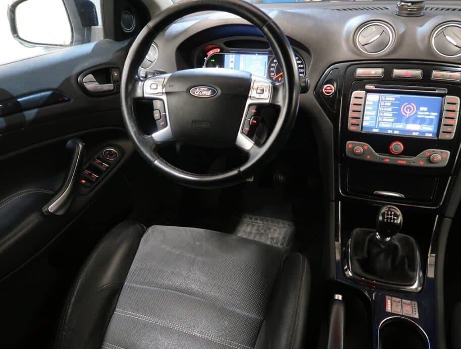 2010 Ford MONDEO - 9