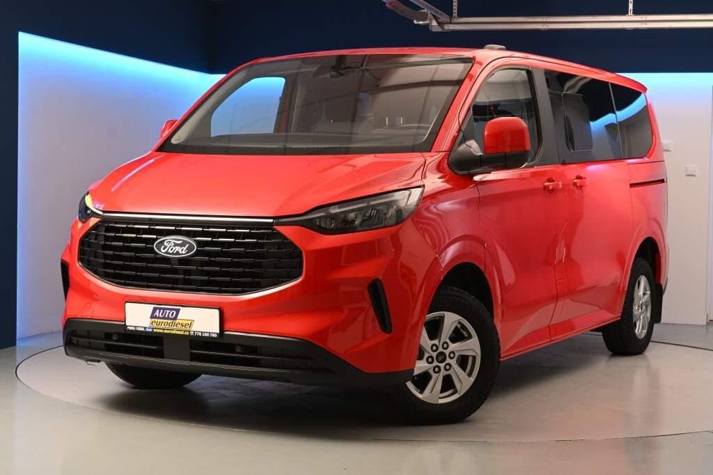 2025 Ford TOURNEO