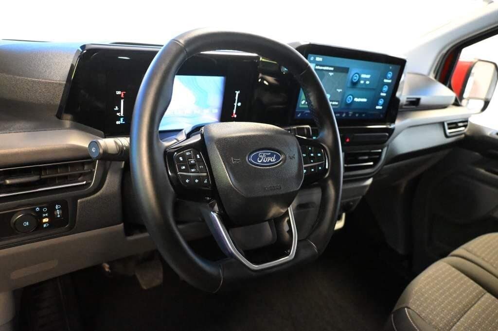 2025 Ford TOURNEO - 12