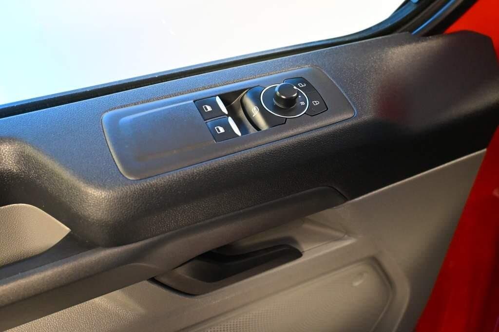 2025 Ford TOURNEO - 16