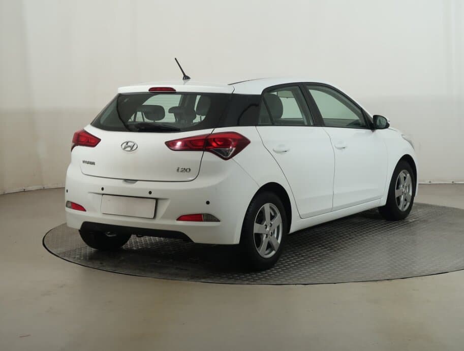 2015 Hyundai i20 - 7