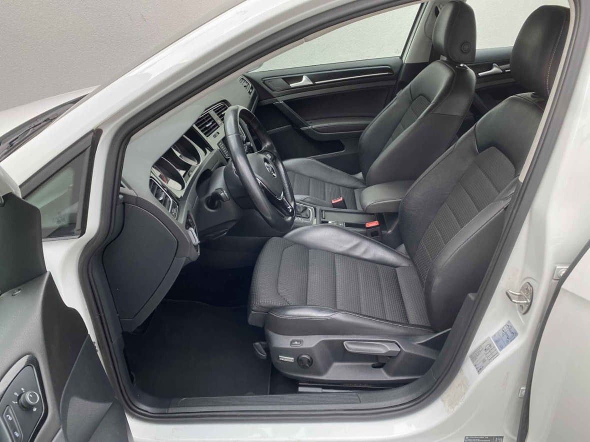 2014 Volkswagen GOLF - 9