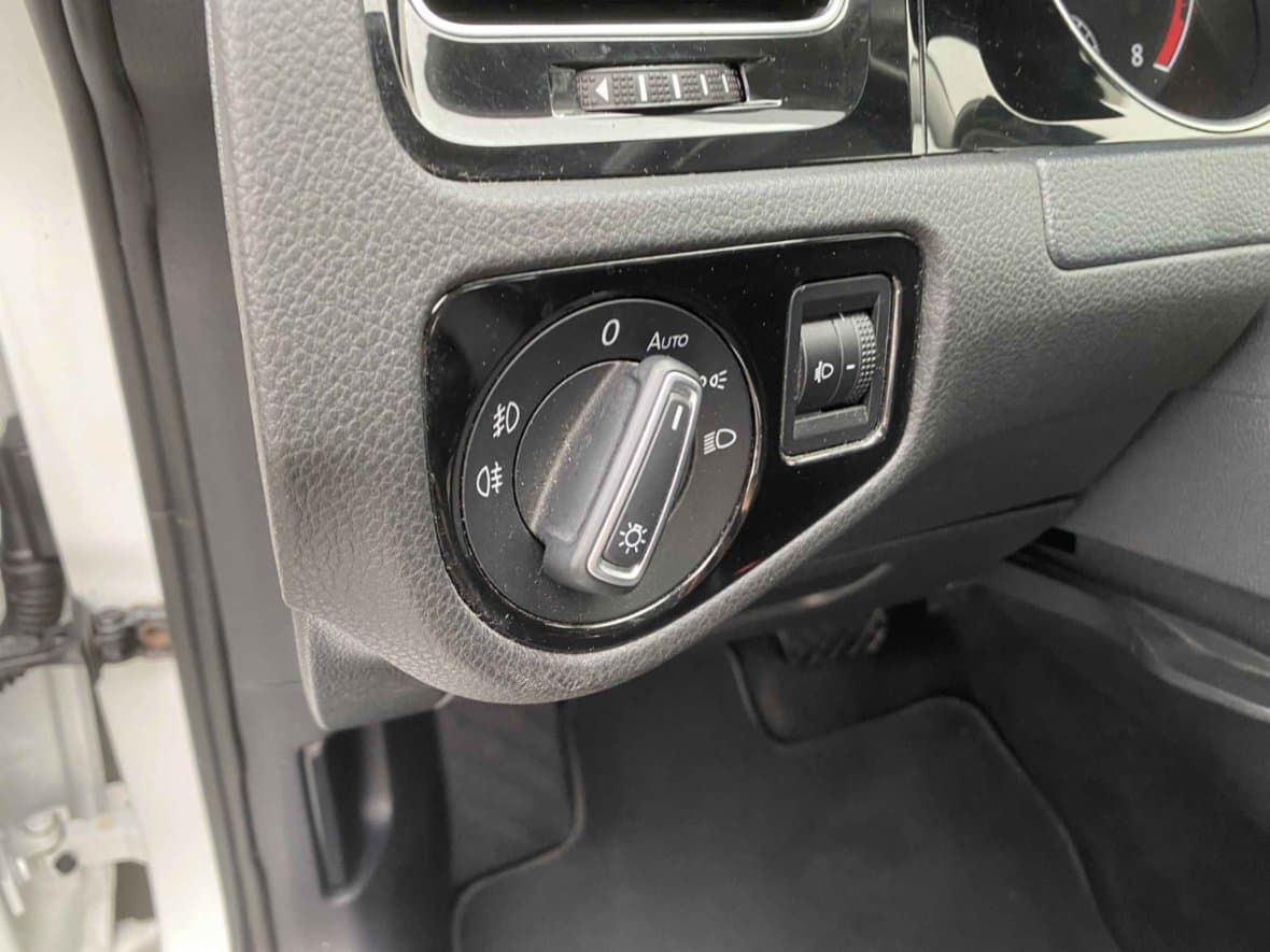 2014 Volkswagen GOLF - 15
