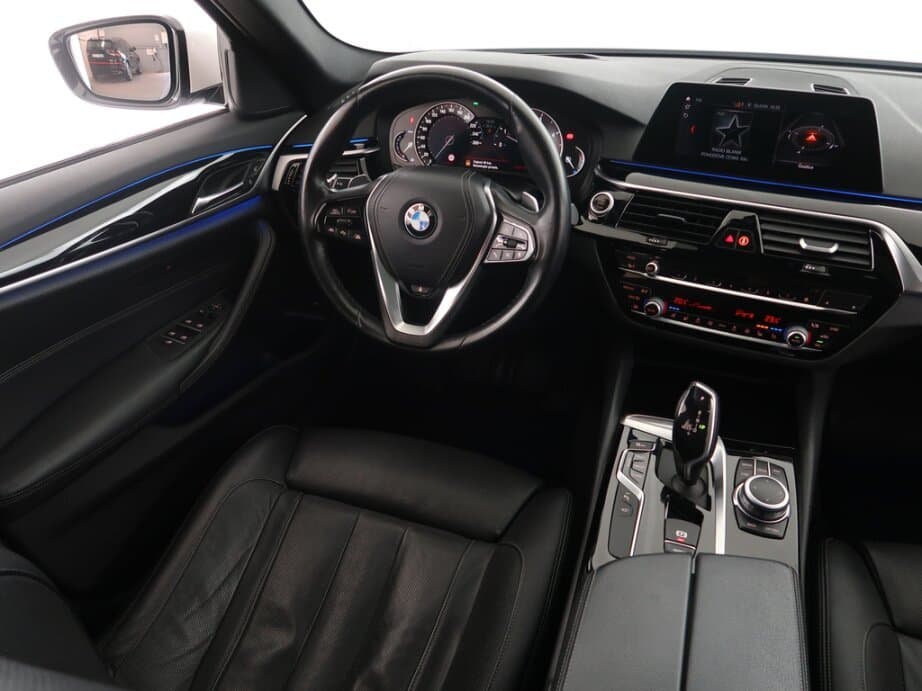 2020 BMW 5-SERIES - 17