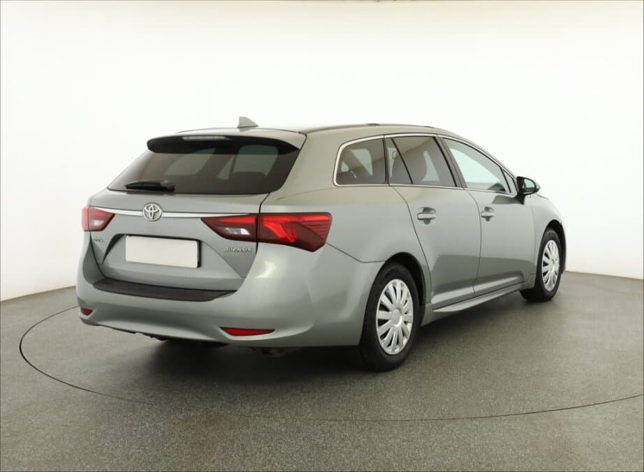 2016 Toyota AVENSIS - 7