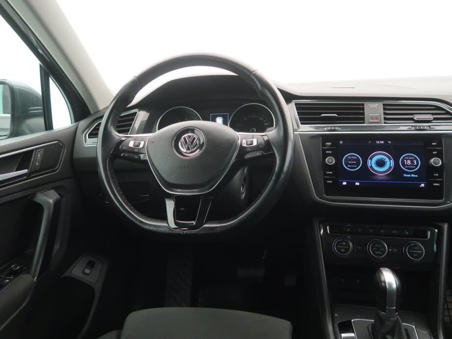 2018 Volkswagen TIGUAN - 9