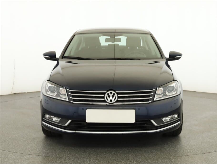 2013 Volkswagen PASSAT - 2