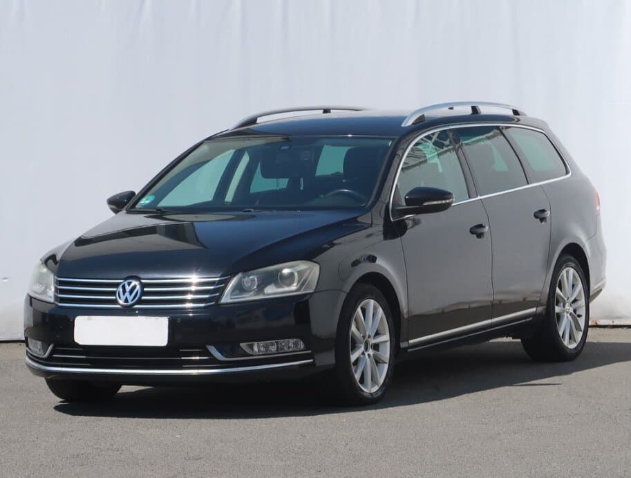 2012 Volkswagen PASSAT - 3
