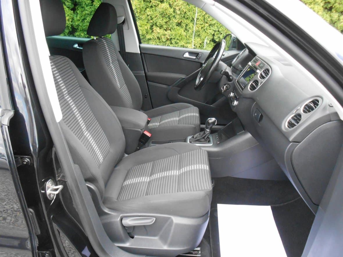 2010 Volkswagen TIGUAN - 16