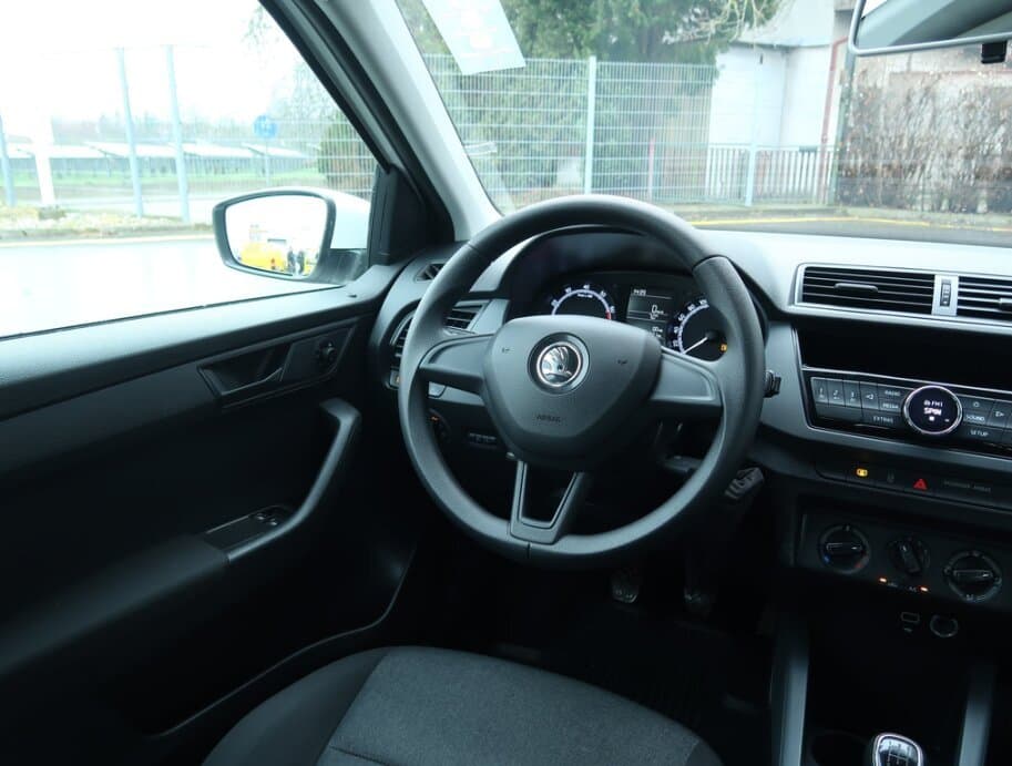 2020 Škoda FABIA - 9
