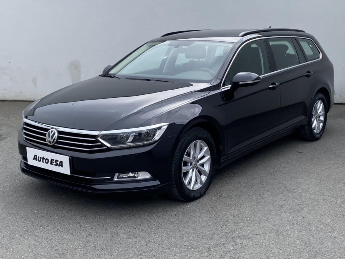 2017 Volkswagen PASSAT - 3
