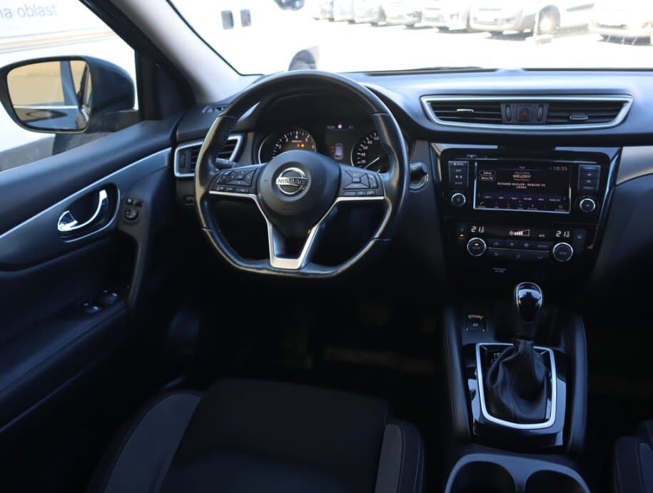 2018 Nissan QASHQAI - 17