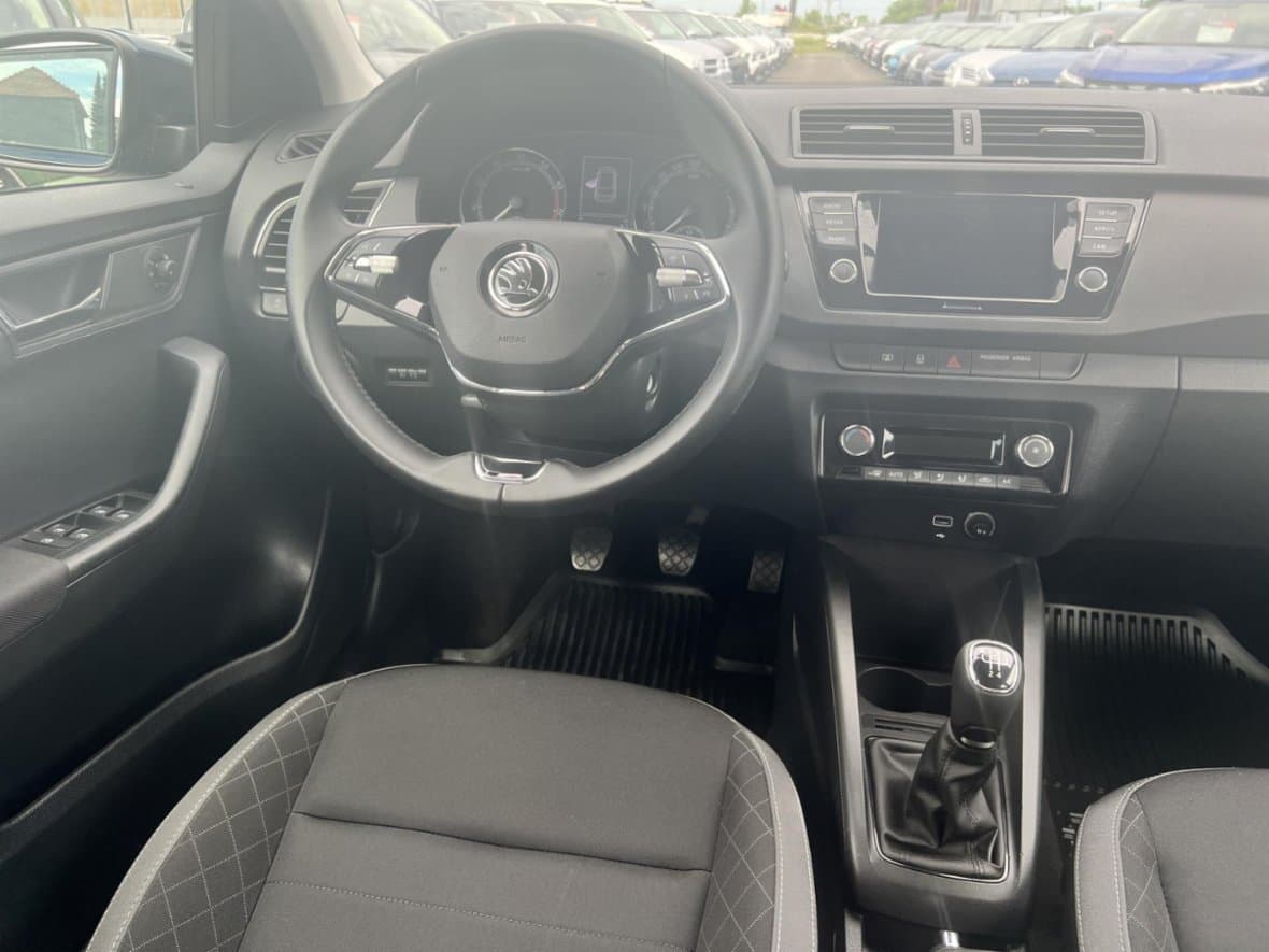 2021 Škoda FABIA - 17