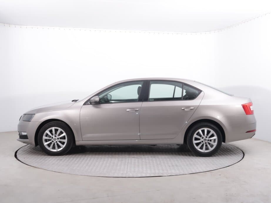 2017 Škoda OCTAVIA - 4
