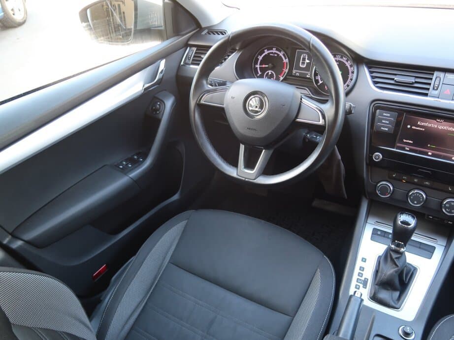 2017 Škoda OCTAVIA - 9