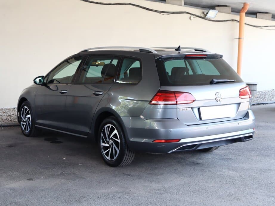 2018 Volkswagen GOLF - 5