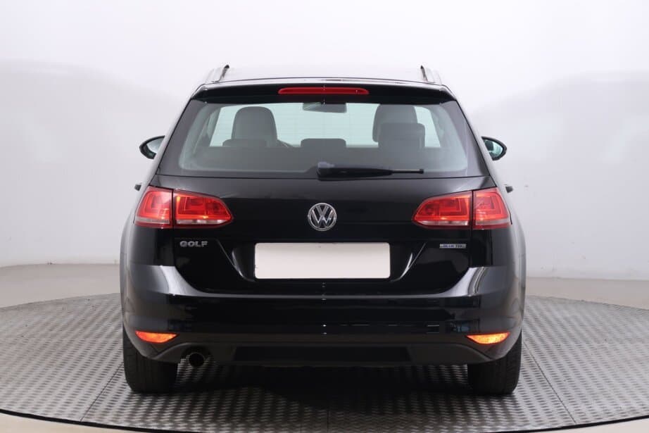 2015 Volkswagen Golf - 6