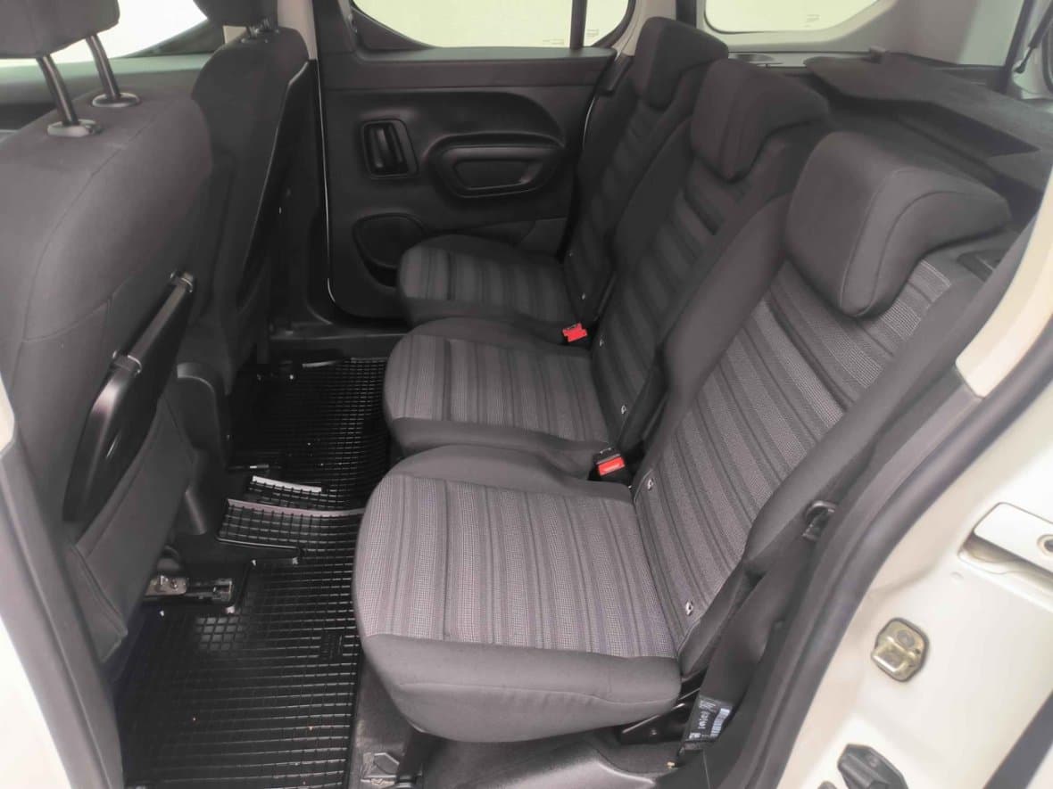 2022 Opel COMBO - 10