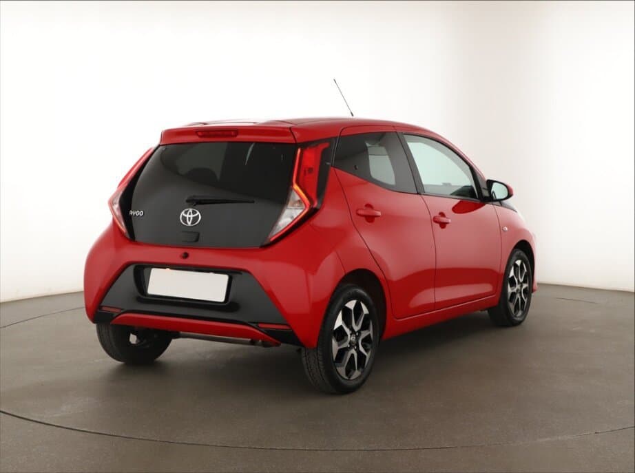 2021 Toyota AYGO - 7