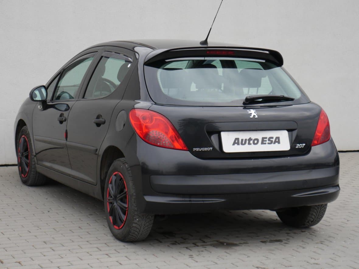 2007 Peugeot 207 - 6