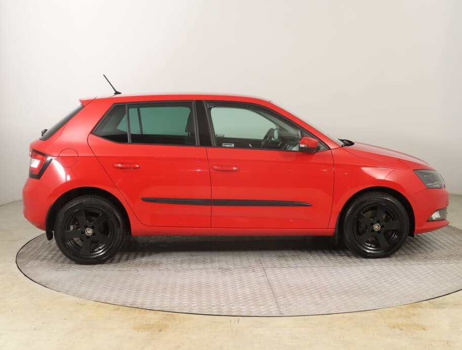 2015 Škoda FABIA - 8