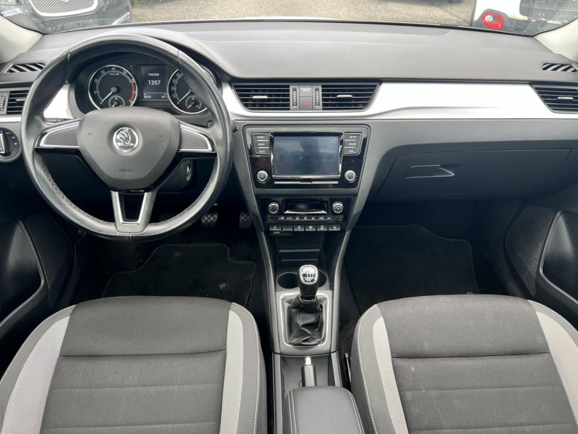 2019 Škoda RAPID - 19
