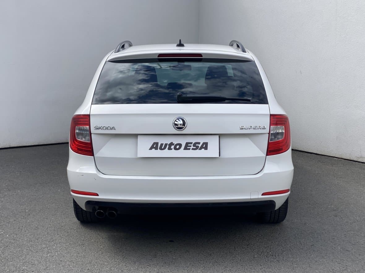 2015 Škoda SUPERB - 5