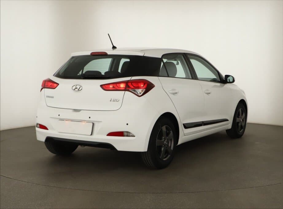 2017 Hyundai i20 - 7