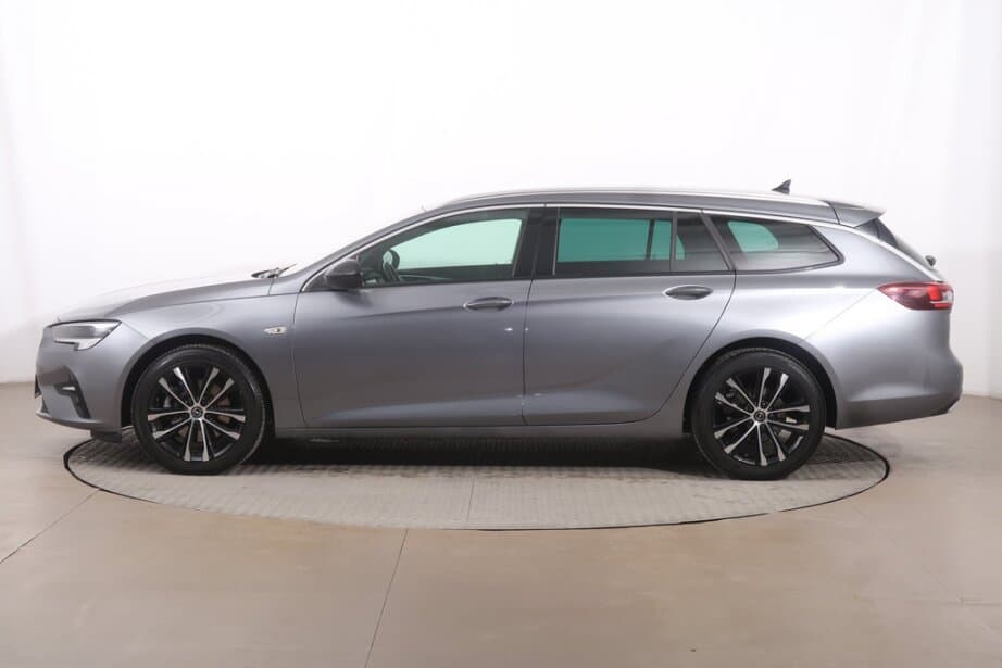 2021 Opel INSIGNIA - 4