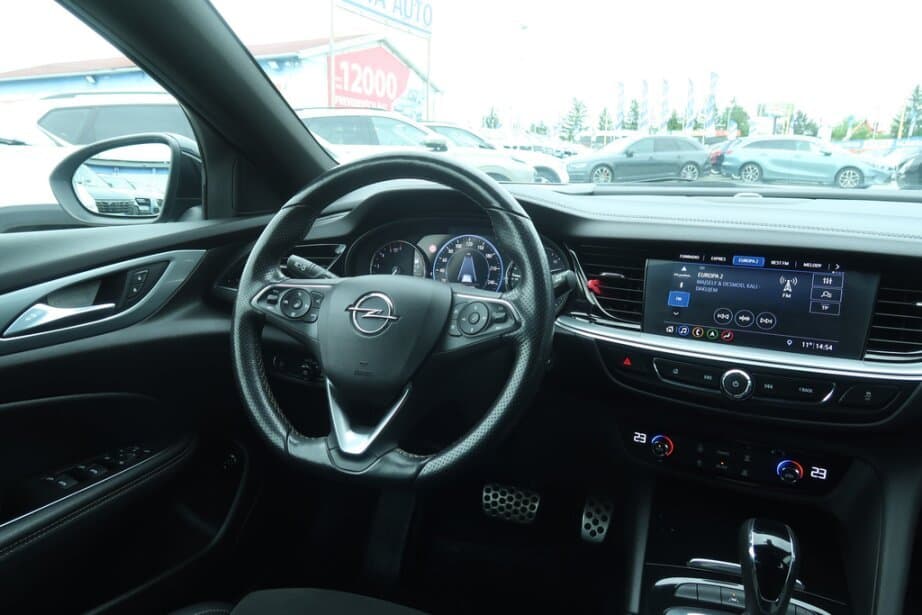 2021 Opel INSIGNIA - 9