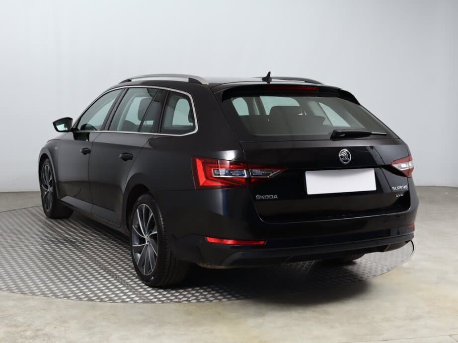 2016 Škoda SUPERB - 5