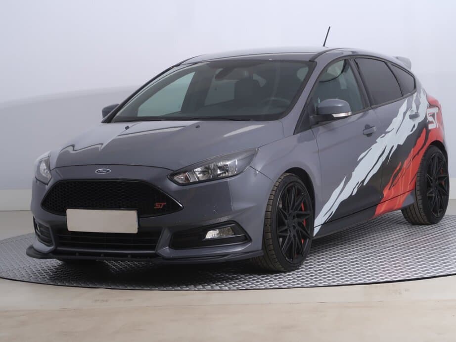 2018 Ford FOCUS - 3