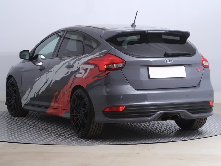 2018 Ford FOCUS - 5