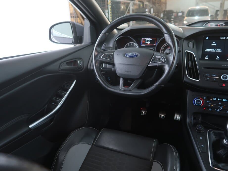 2018 Ford FOCUS - 9