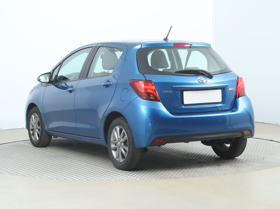 2015 Toyota YARIS - 5