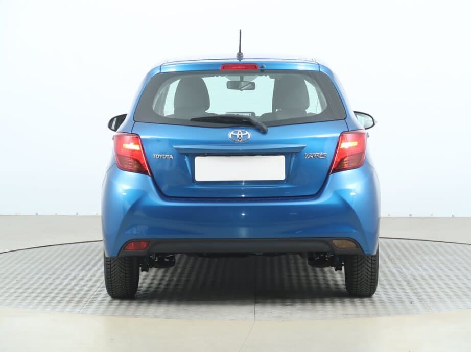 2015 Toyota YARIS - 6