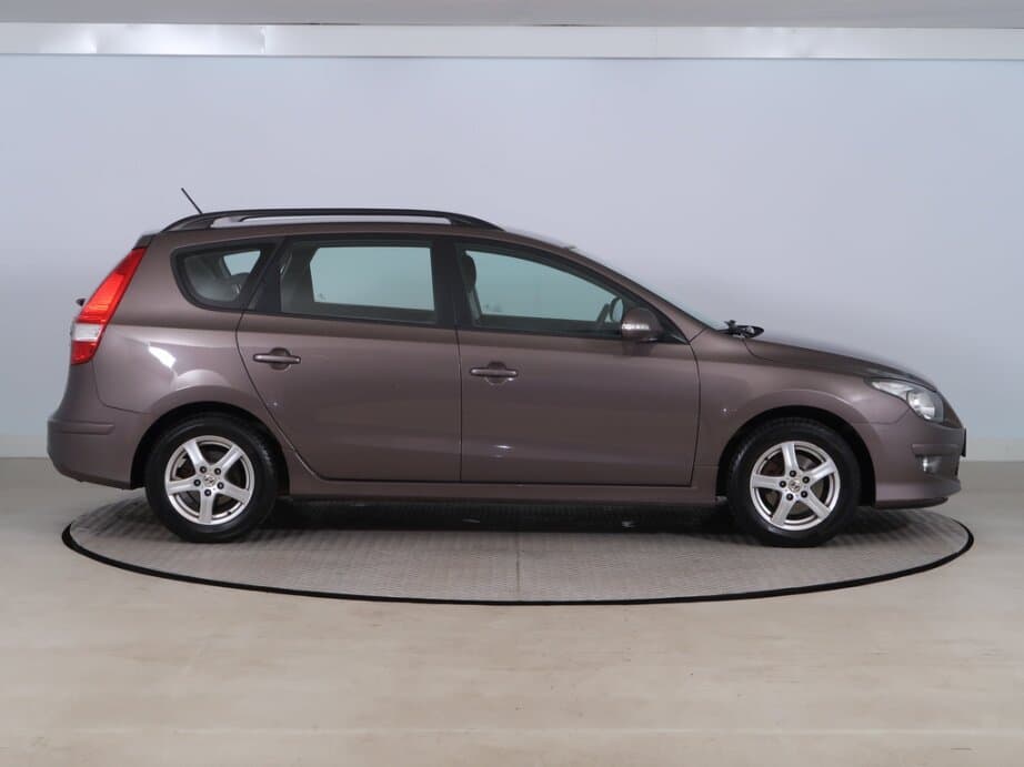 2012 Hyundai i30 - 8