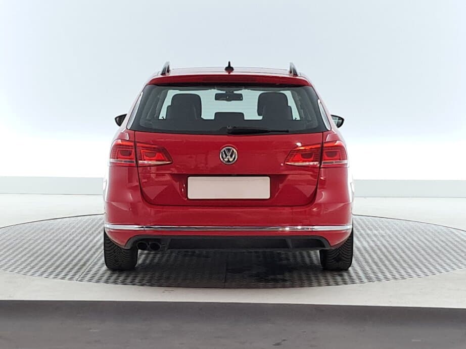 2014 Volkswagen PASSAT - 5