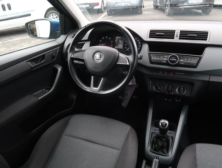 2017 Škoda FABIA - 9