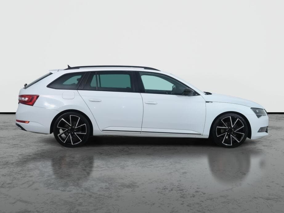 2016 Škoda SUPERB - 8
